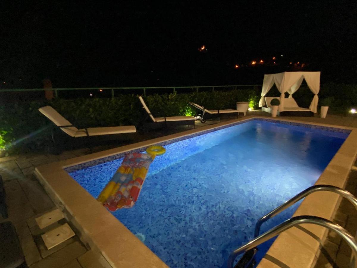 Villa Diana Veprinac Eksteriør billede